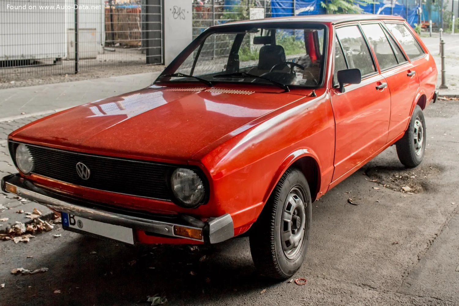 Volkswagen Passat 1.3 (55 Hp)1973 - 1978 - 1