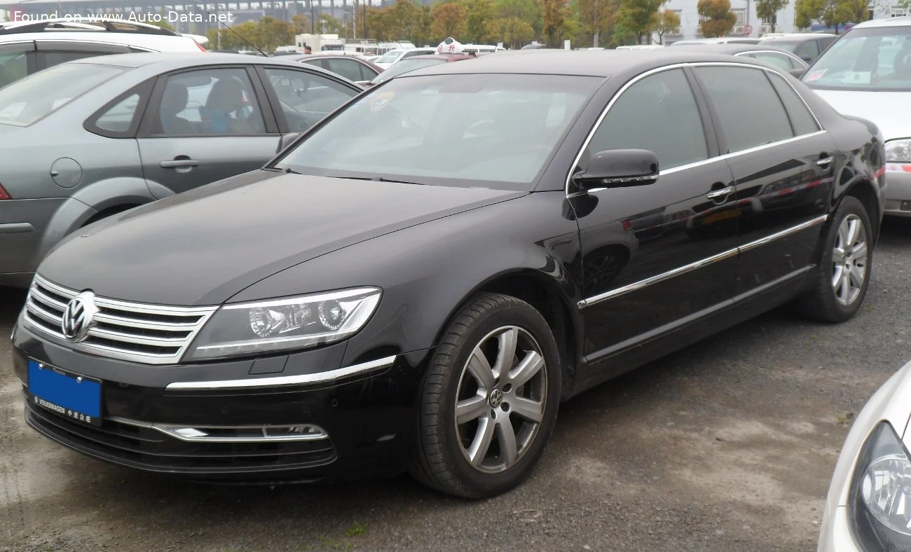 Volkswagen Phaeton 3.0 V6 FSI (250 Hp) 4MOTION Tiptronic2013 - 2016 thumbnail 3