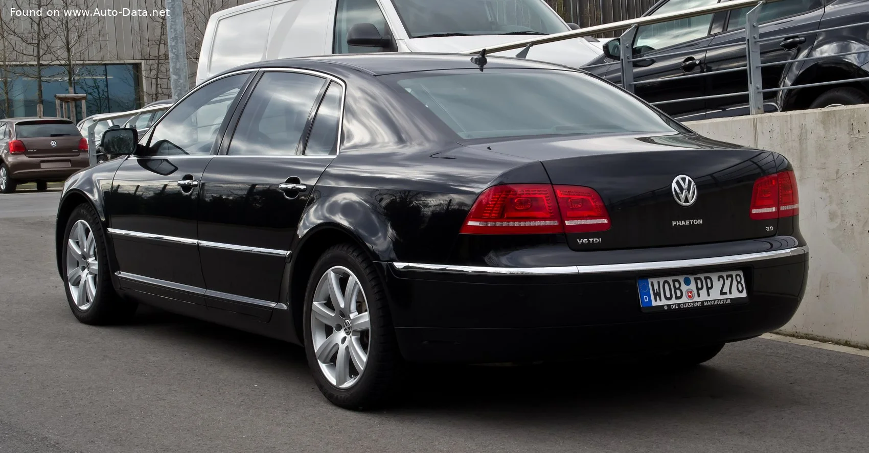 Volkswagen Phaeton 3.0 V6 TDI (240 Hp) 4MOTION Tiptronic2010 - 2013 thumbnail 2