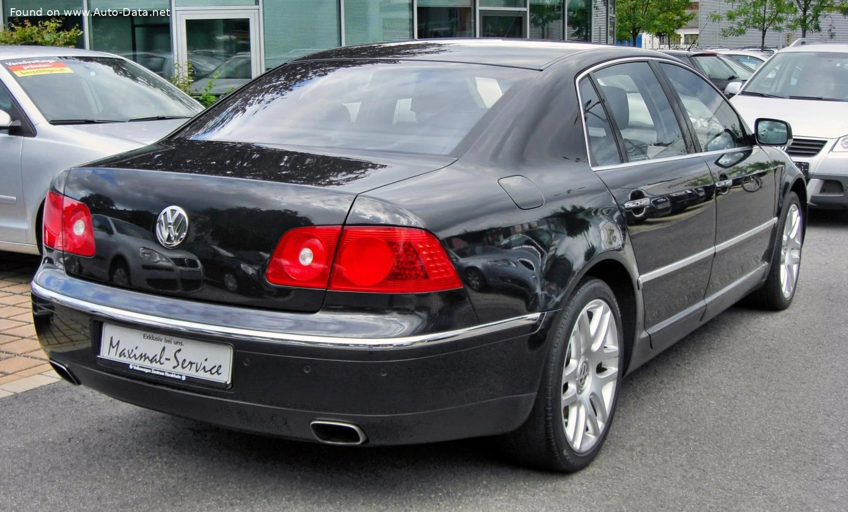 Volkswagen Phaeton 3.0 TDI (224 Hp)2004 - 2006 thumbnail 2