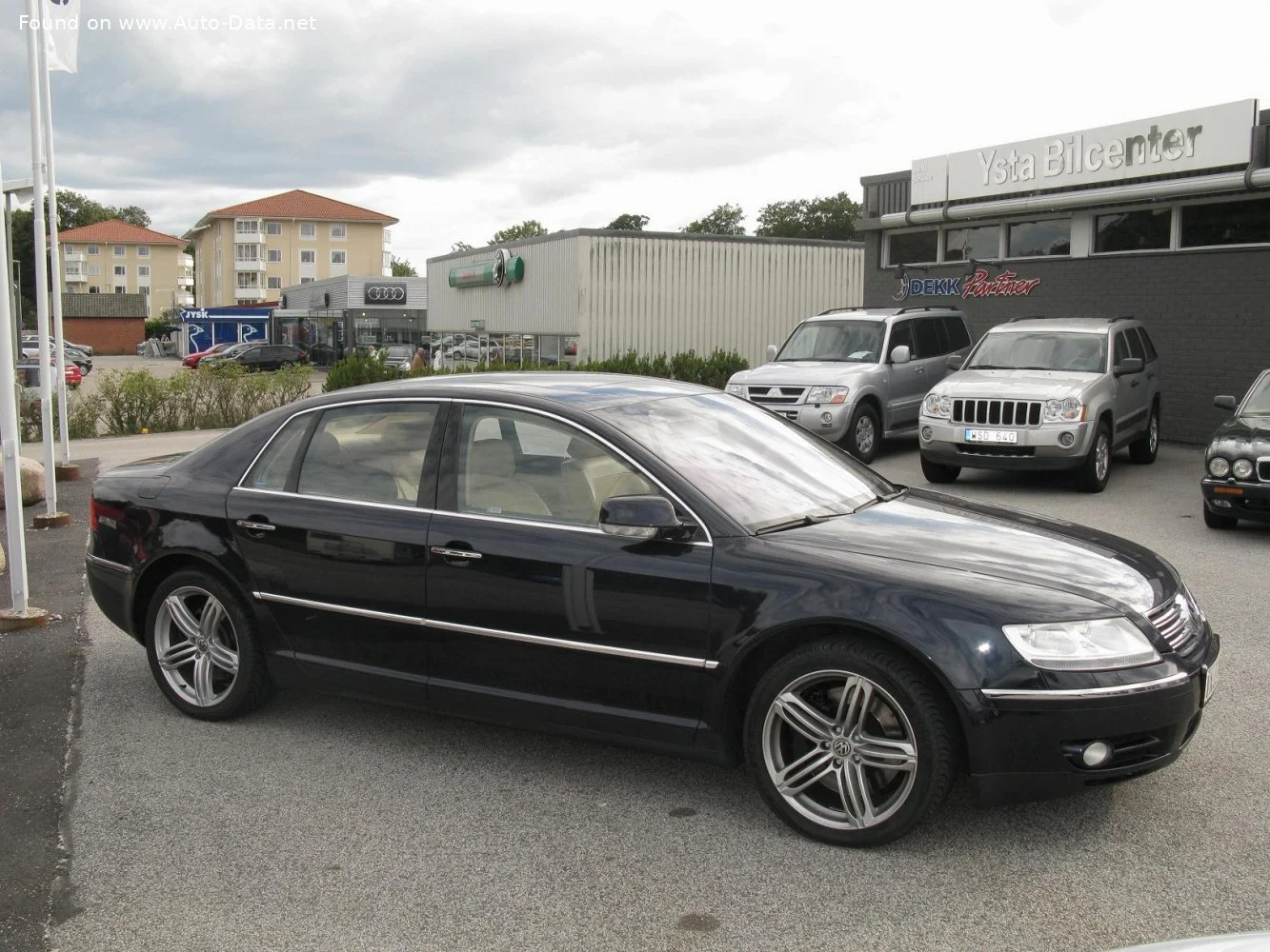 Volkswagen Phaeton 3.0 TDI (224 Hp)2004 - 2006 thumbnail 3