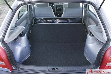 Volkswagen Pointer 1.0 i (67 Hp)2003 - 2006 thumbnail 7