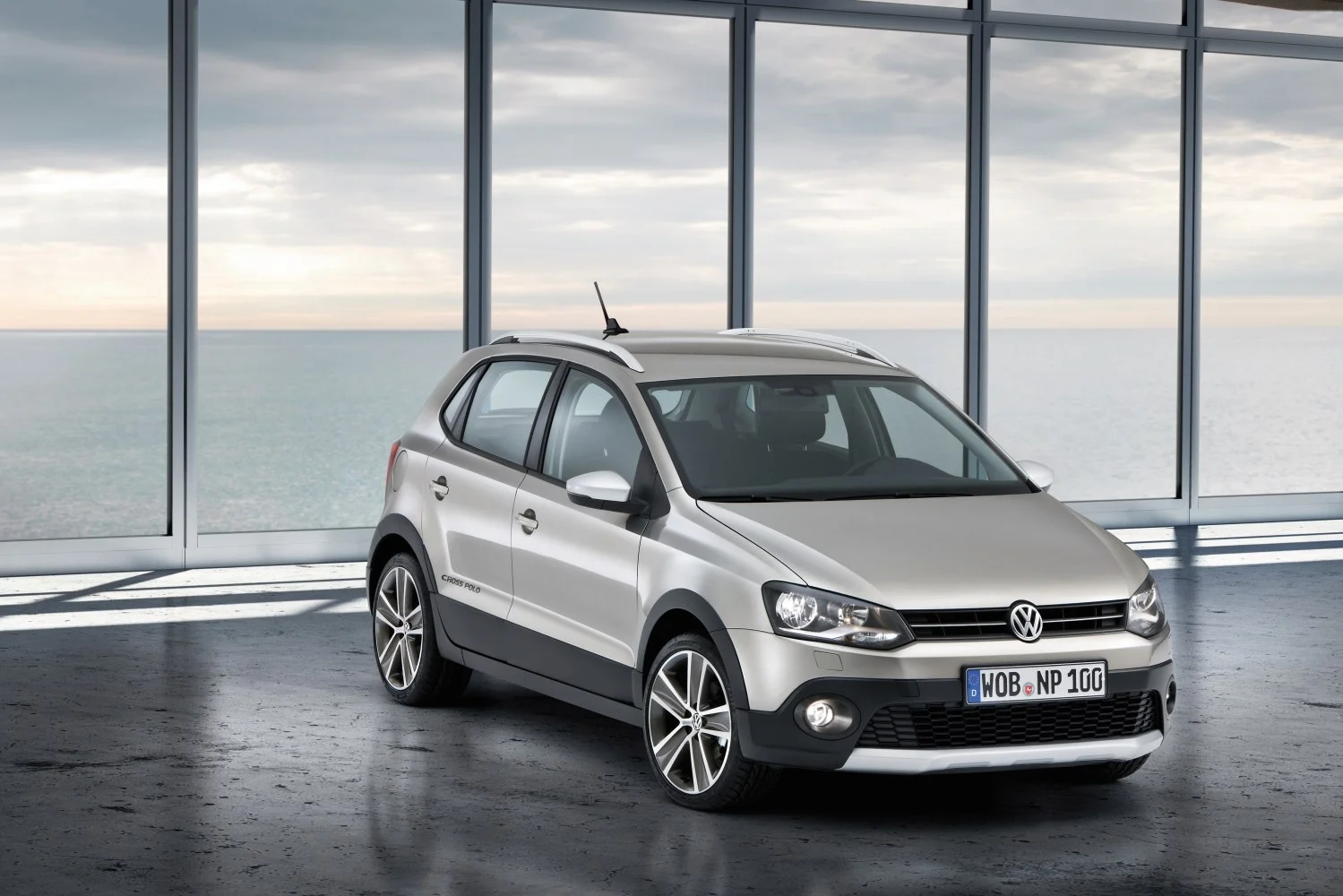 Volkswagen Polo 1.2 (70 Hp)2010 - 2013 thumbnail 3
