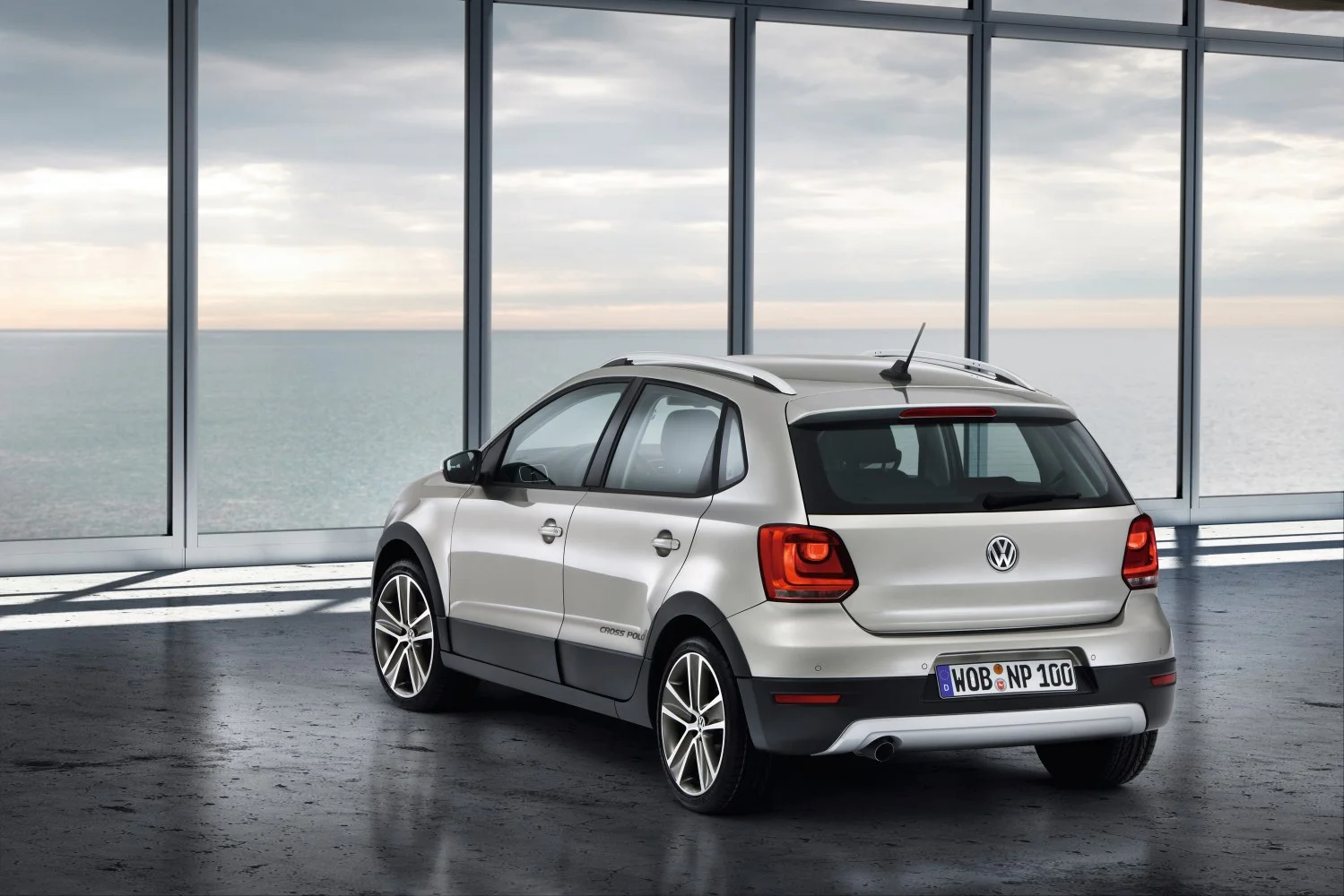 Volkswagen Polo 1.2 (70 Hp)2010 - 2013 thumbnail 4