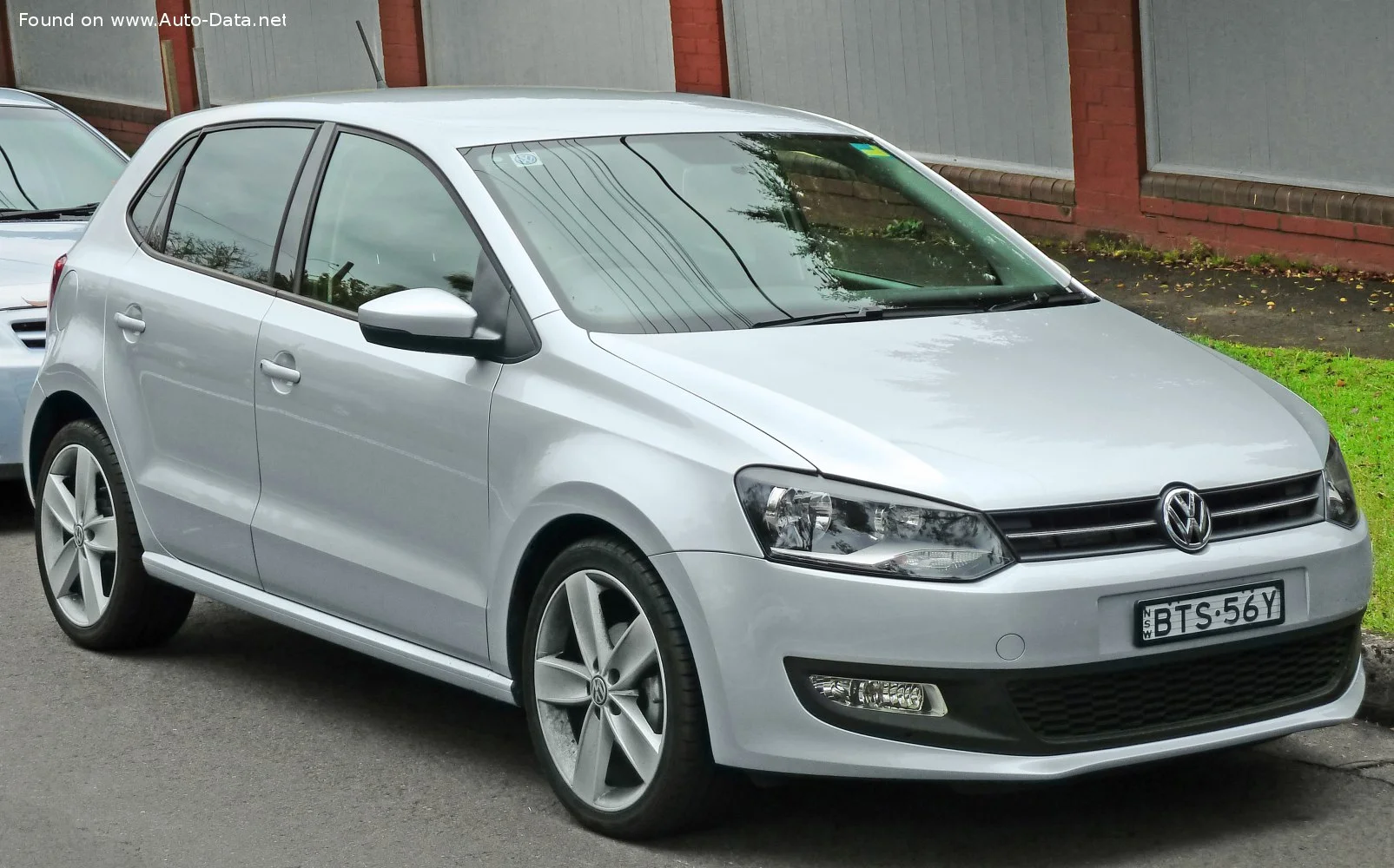 Volkswagen Polo 1.2 (60 Hp)2009 - 2014 thumbnail 4