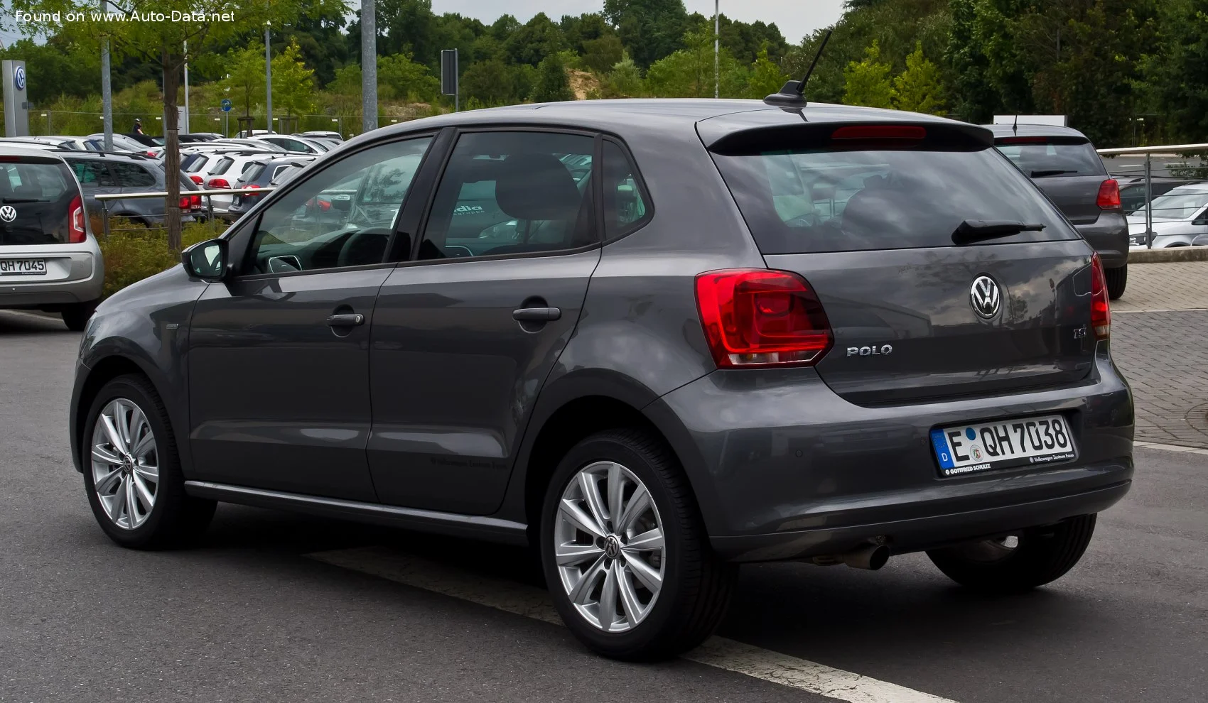 Volkswagen Polo 1.2 (60 Hp)2009 - 2014 thumbnail 8