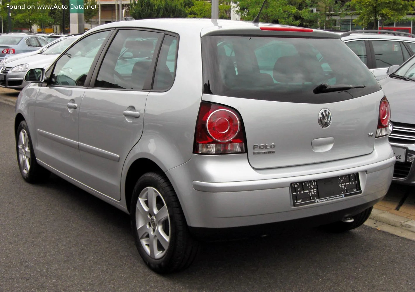 Volkswagen Polo 1.2 (70 Hp) 3-d2007 - 2009 thumbnail 10