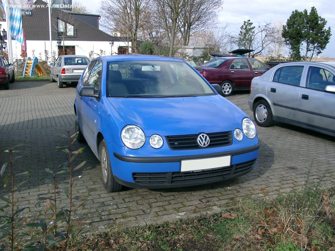 Volkswagen Polo 1.2 i 12V (64 Hp)2002 - 2005 thumbnail 3