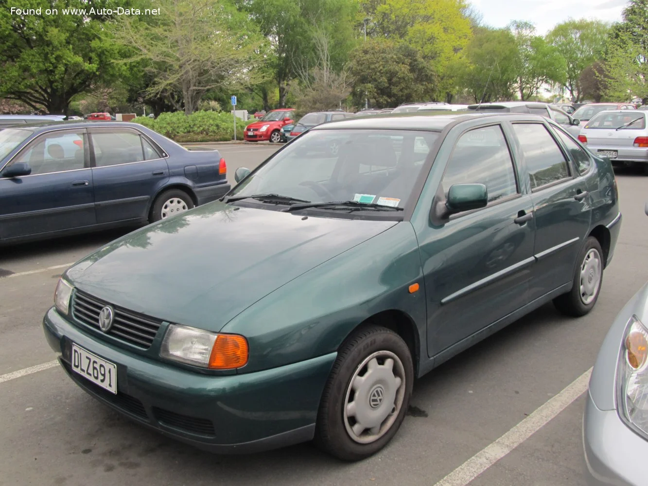 Volkswagen Polo 1.4 16V (75 Hp)1999 - 2000 - 1