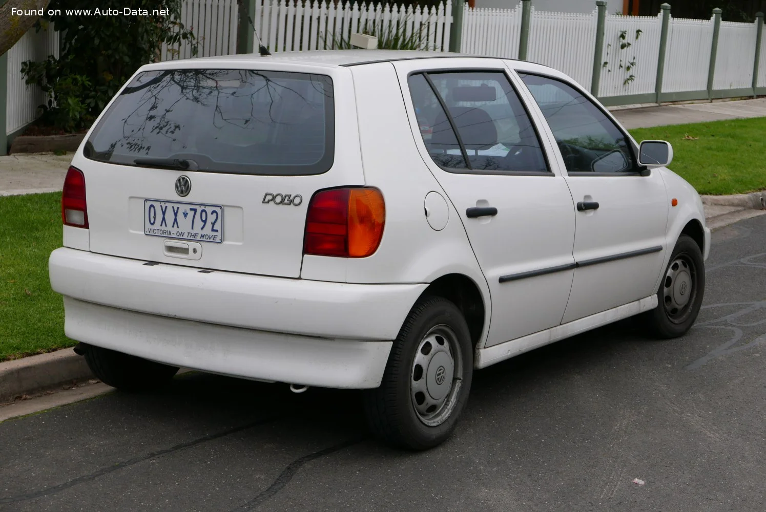 Volkswagen Polo 1.0 (45 Hp)1994 - 1996 thumbnail 6