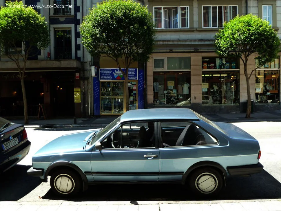 Volkswagen Polo 1.0 (40 Hp)1981 - 1985 thumbnail 2