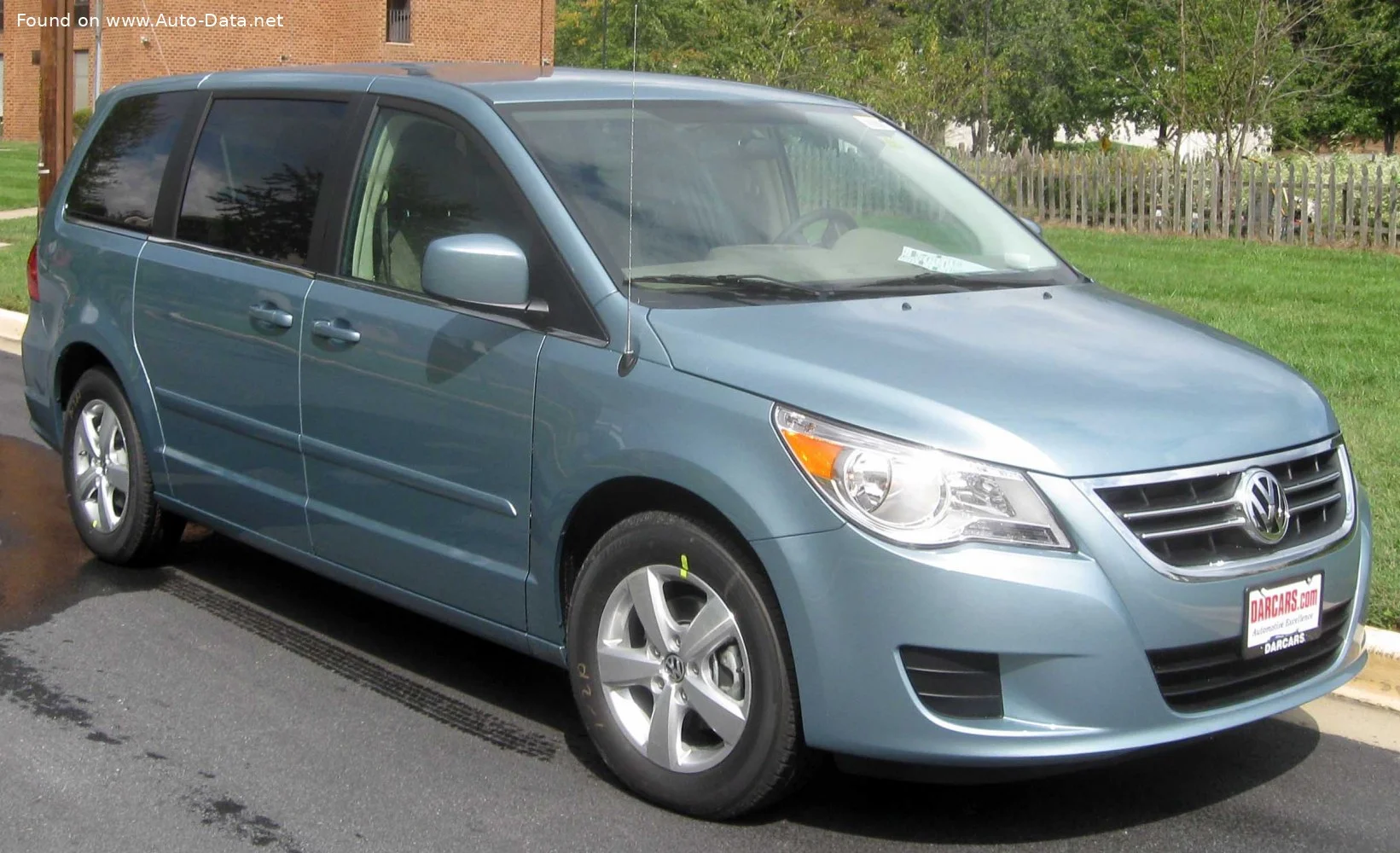 Volkswagen Routan 3.6 V6 (283 Hp) Automatic2010 - 2013 thumbnail 6