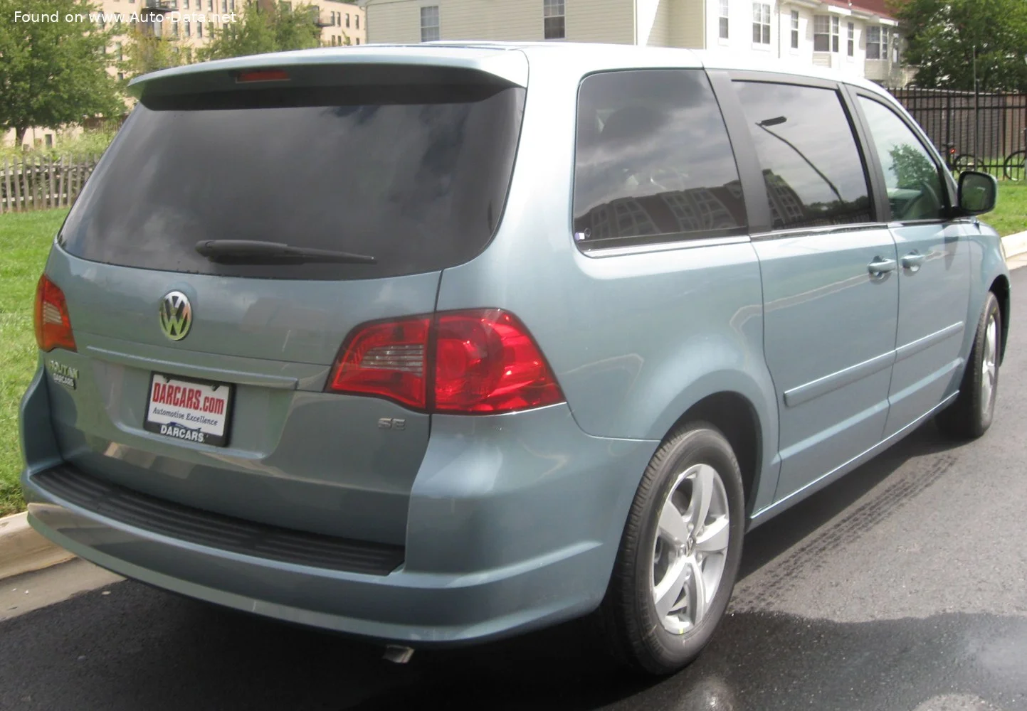 Volkswagen Routan 3.6 V6 (283 Hp) Automatic2010 - 2013 thumbnail 7