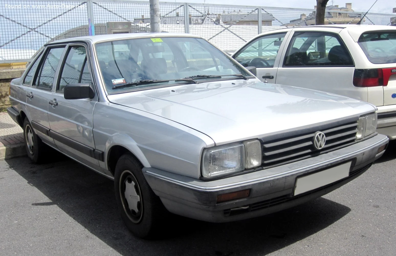 Volkswagen Santana modeli