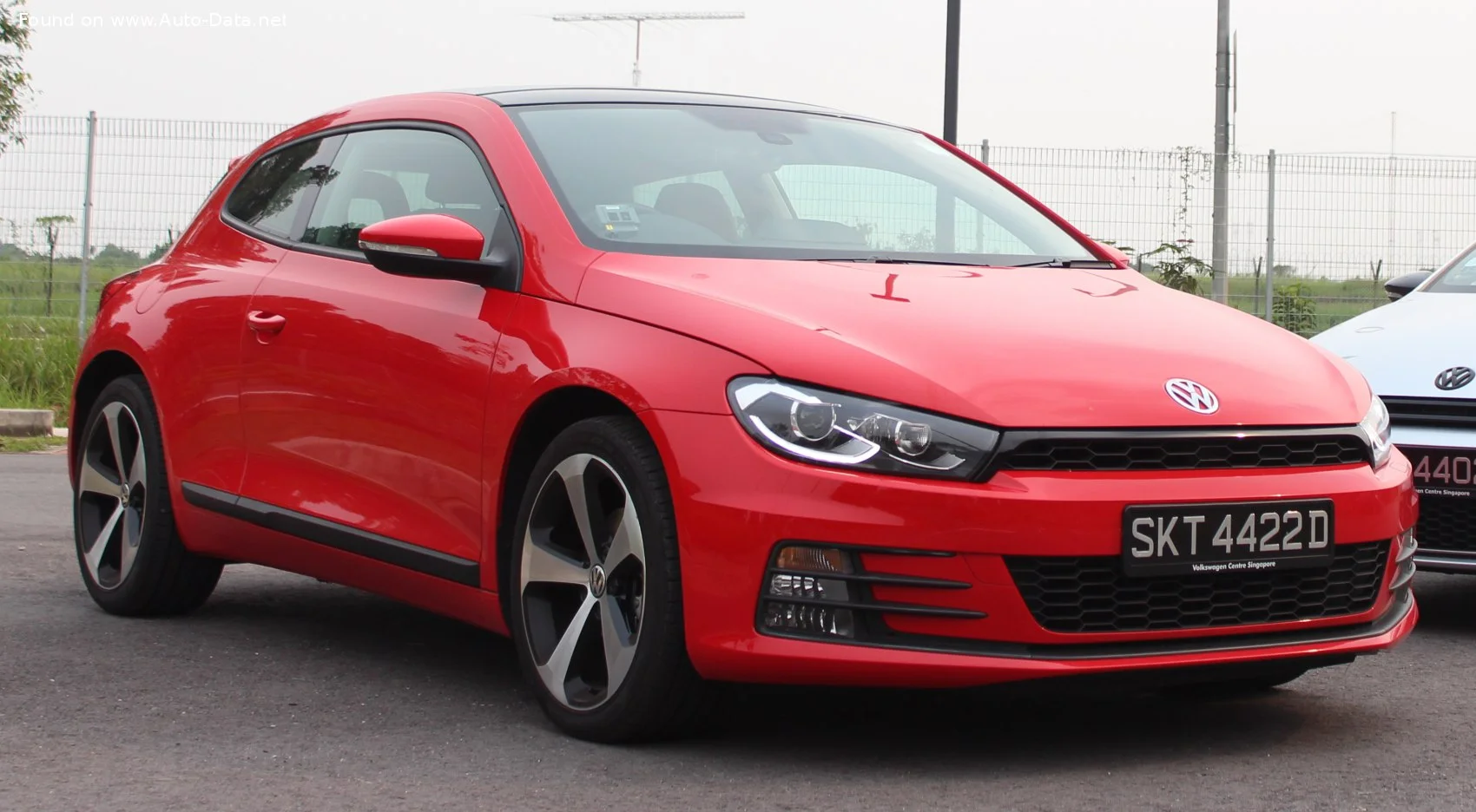 Volkswagen Scirocco 1.4 TSI (125 Hp)2014 - 2017 thumbnail 3