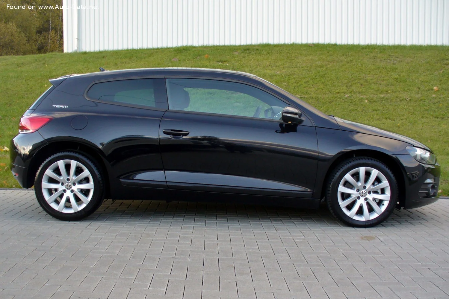 Volkswagen Scirocco 1.4 TSI (122 Hp)2008 - 2014 thumbnail 2