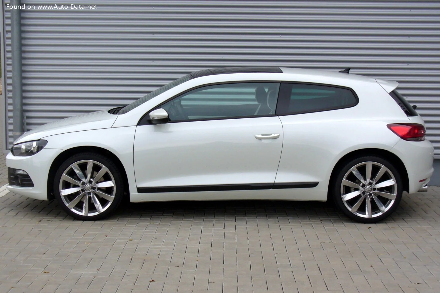 Volkswagen Scirocco 1.4 TSI (122 Hp)2008 - 2014 thumbnail 10