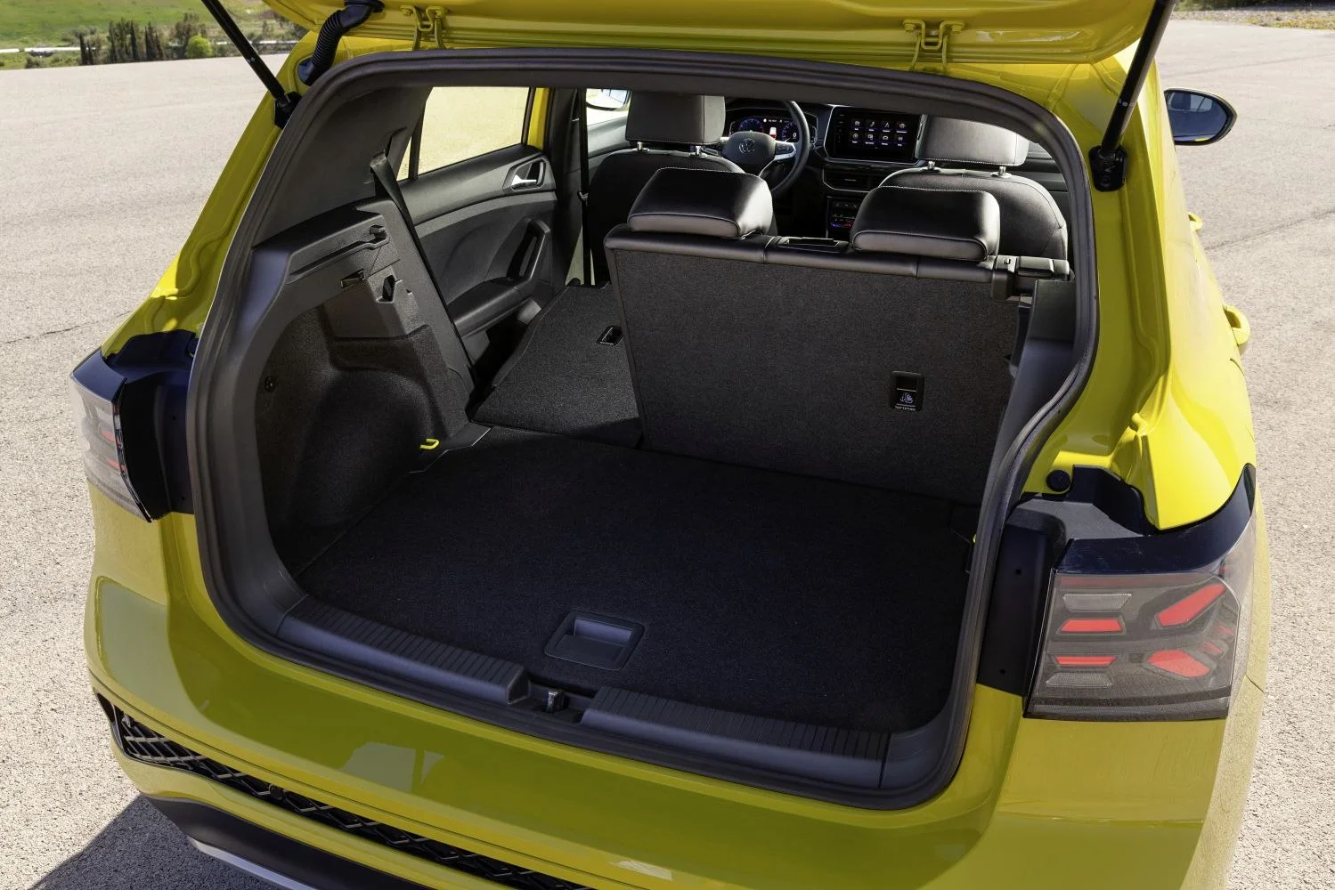 Volkswagen T-Cross 1.0 TSI (115 Hp)2023 - thumbnail 14