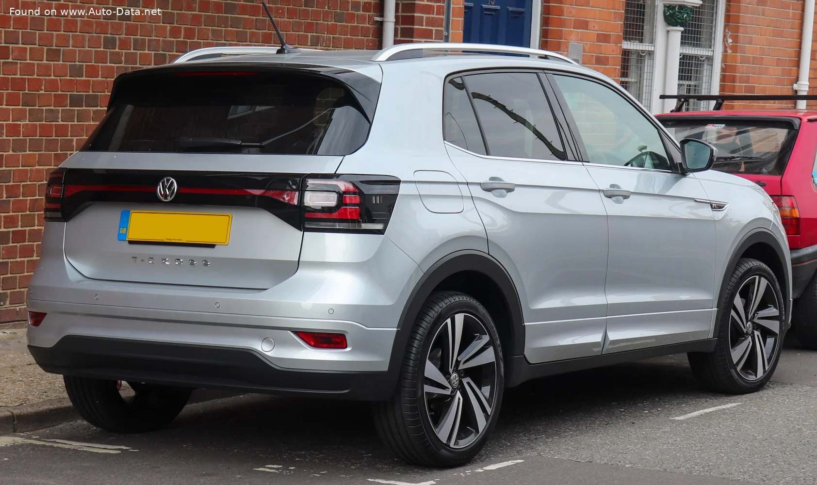 Volkswagen T-Cross 1.0 TSI (110 Hp)2020 - 2023 thumbnail 11