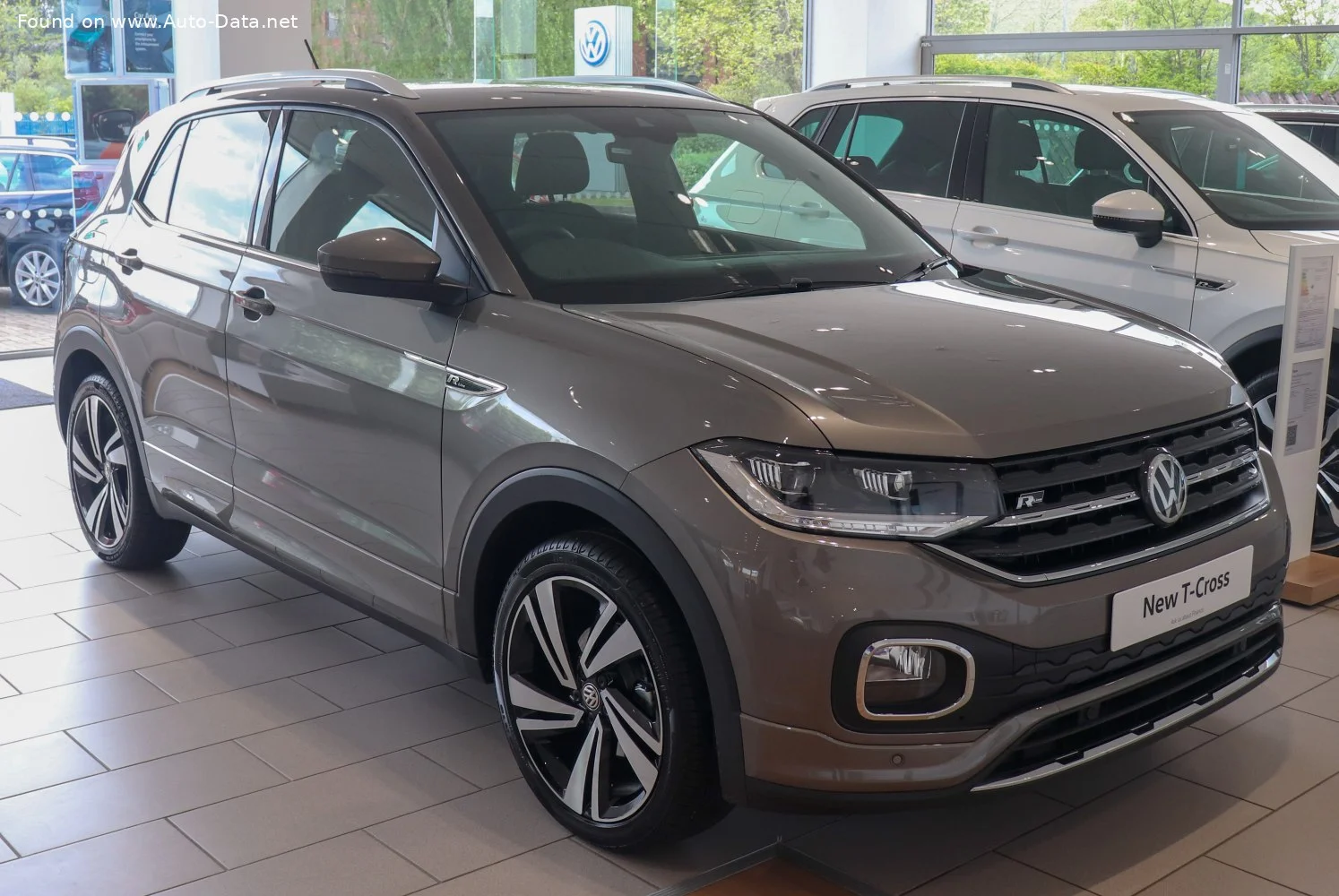 Volkswagen T-Cross 1.0 TSI (110 Hp)2020 - 2023 thumbnail 12