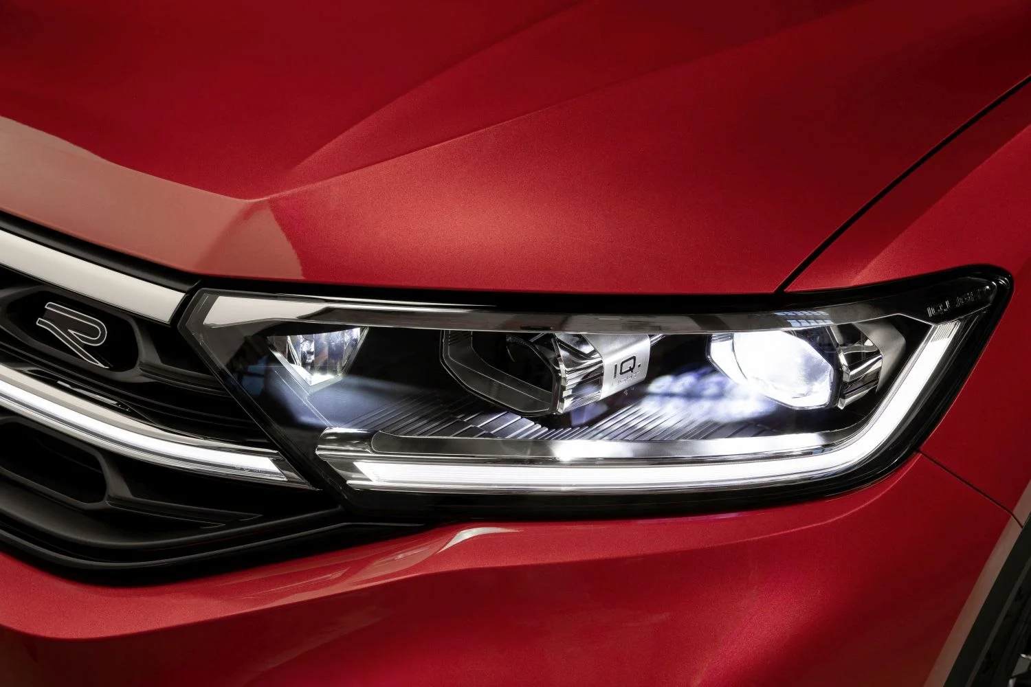 Volkswagen T-Roc 1.0 TSI (110 Hp)2022 - 2024 thumbnail 12