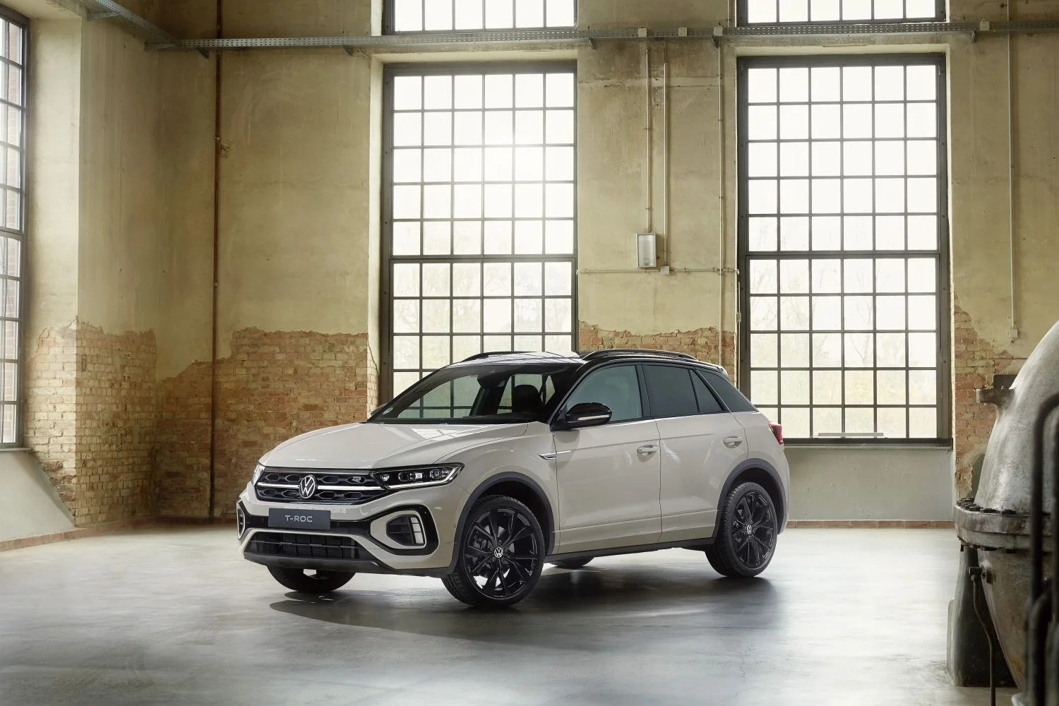 Volkswagen T-Roc 1.0 TSI (110 Hp)2022 - 2024 - 1