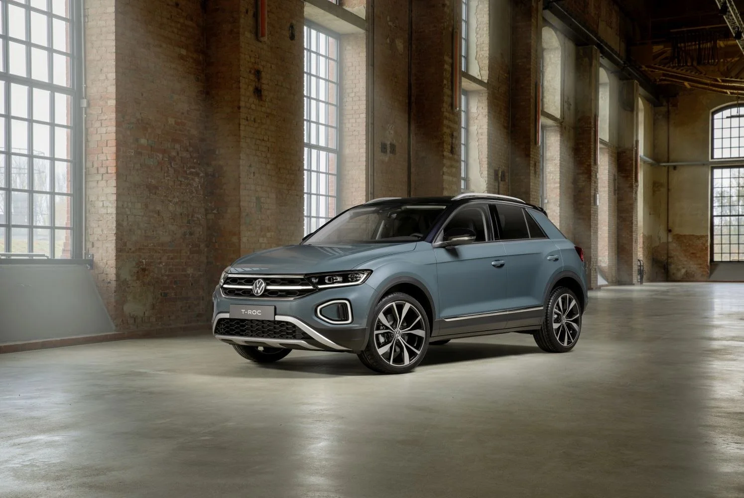 Volkswagen T-Roc 1.0 TSI (110 Hp)2022 - 2024 thumbnail 18