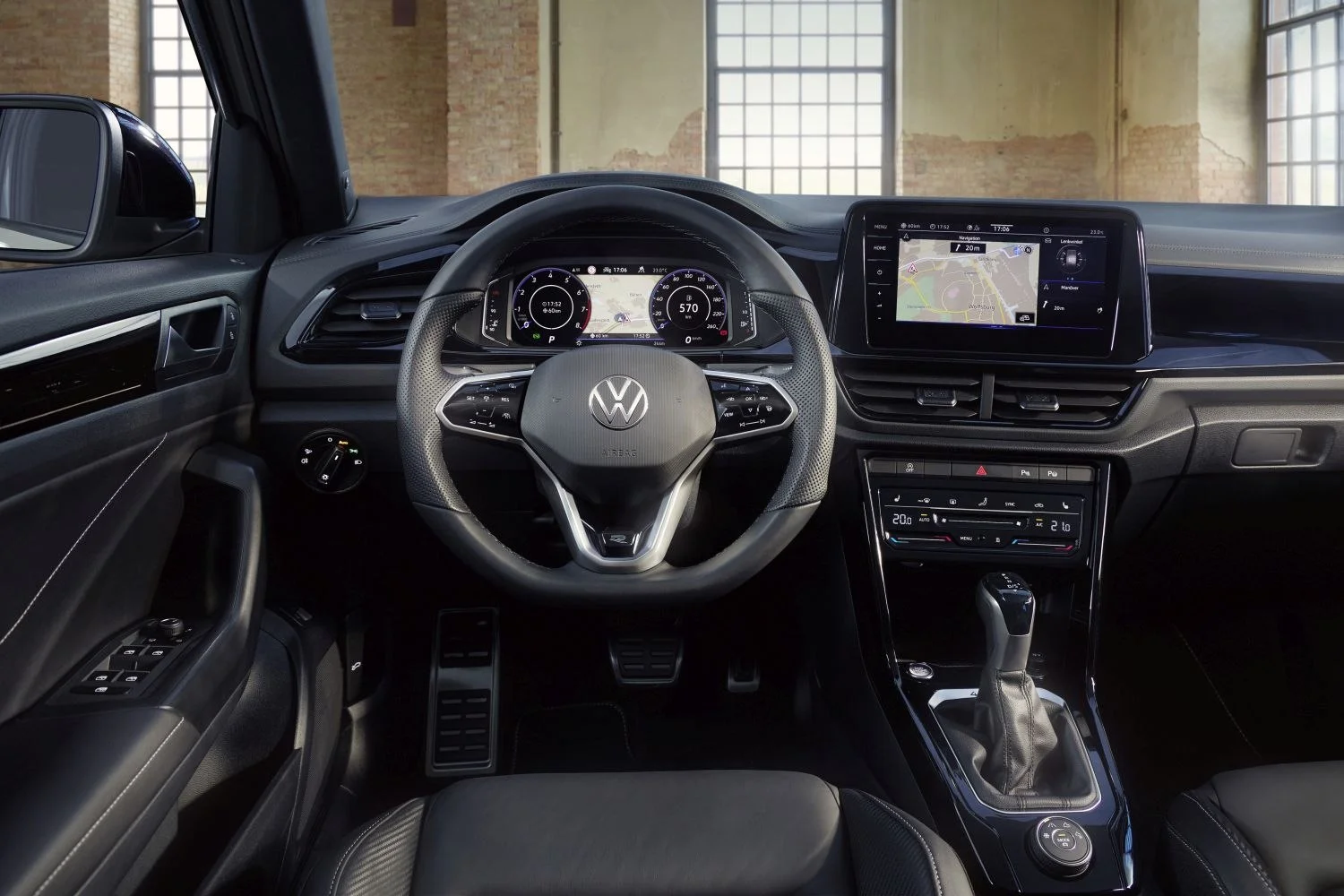 Volkswagen T-Roc 1.0 TSI (110 Hp)2022 - 2024 thumbnail 9