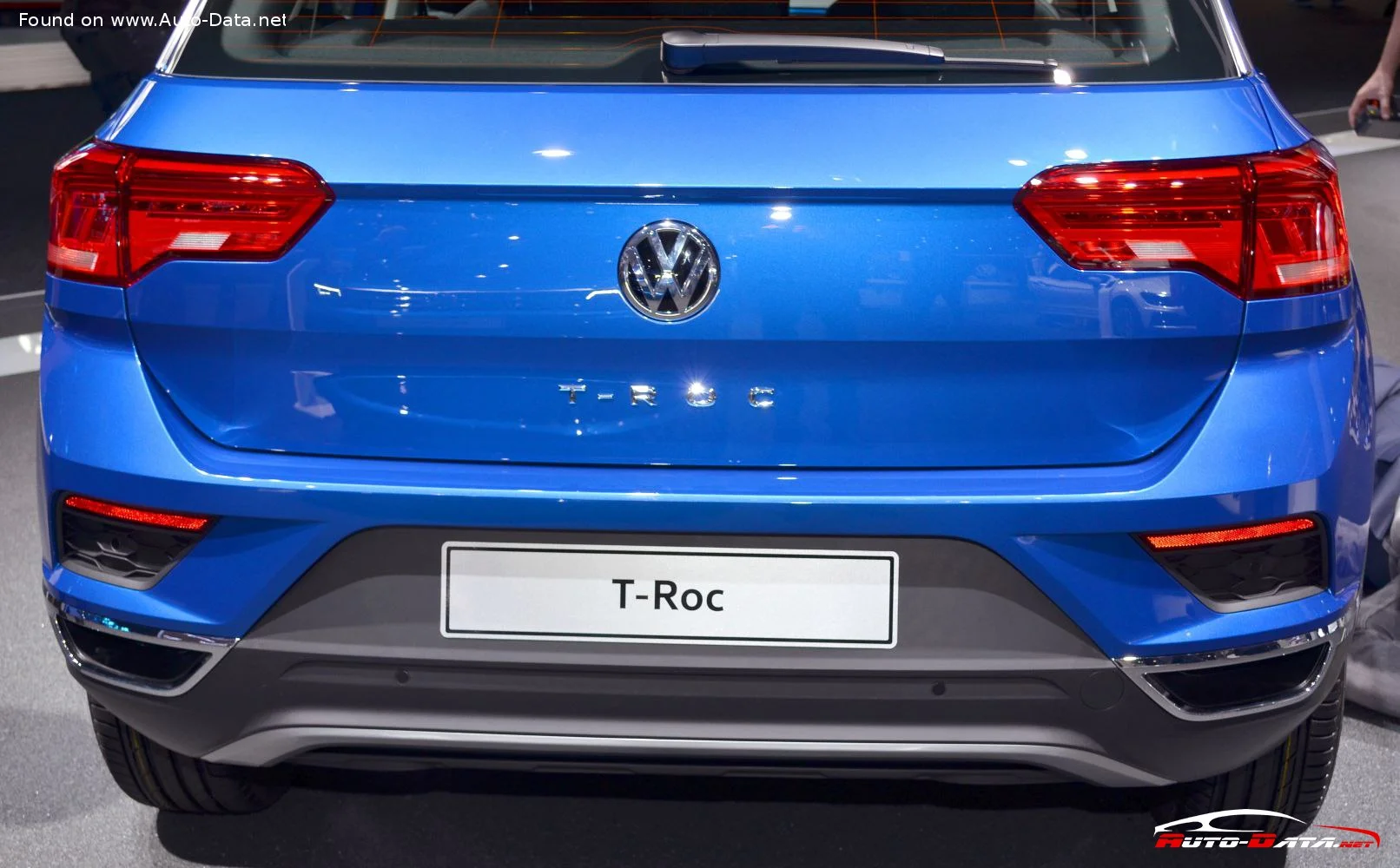 Volkswagen T-Roc 1.0 TSI (110 Hp) OPF2020 - 2021 thumbnail 5