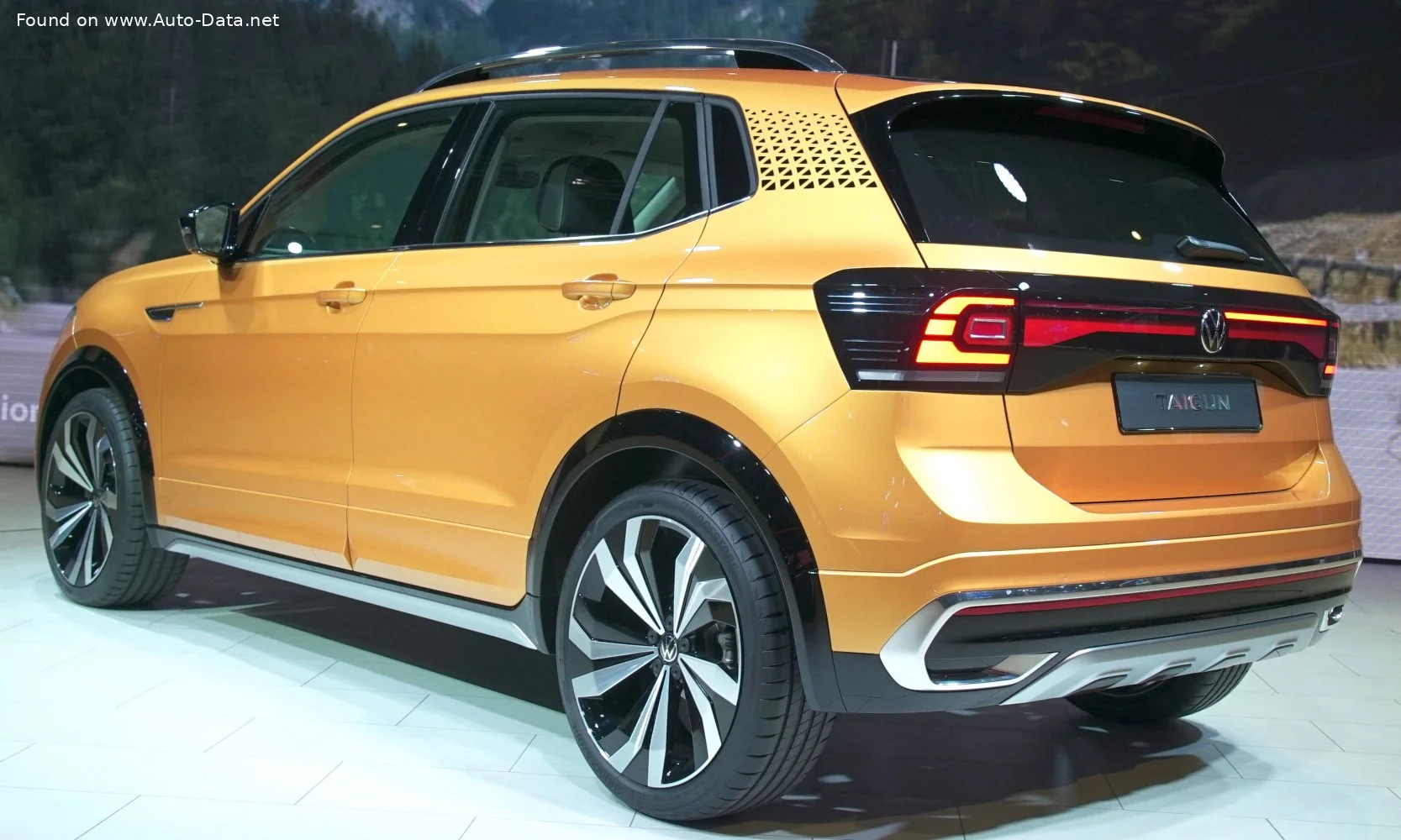 Volkswagen Taigun 1.0 TSI (115 Hp)2021 - thumbnail 4