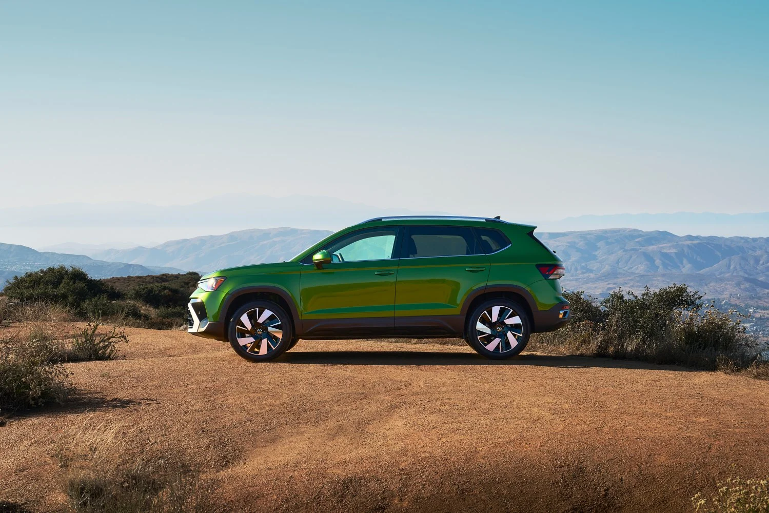 Volkswagen Taos 1.4 TSI (150 Hp) Tiptronic2024 - thumbnail 4
