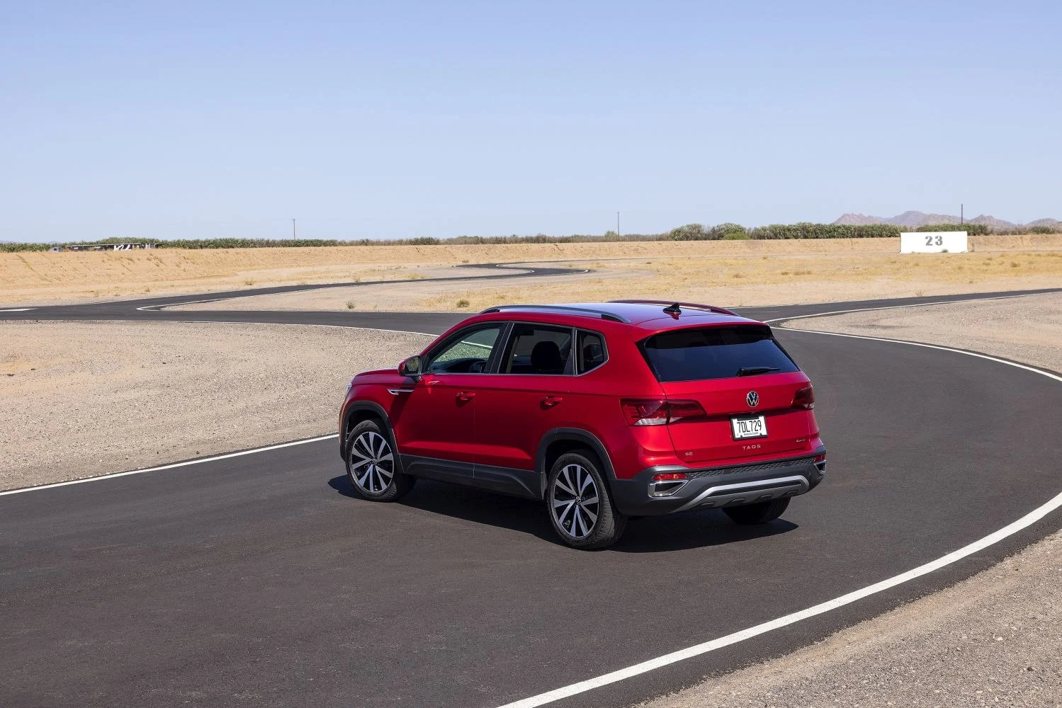 Volkswagen Taos 1.5T (158 Hp) 4MOTION DSG2021 - 2024 thumbnail 4