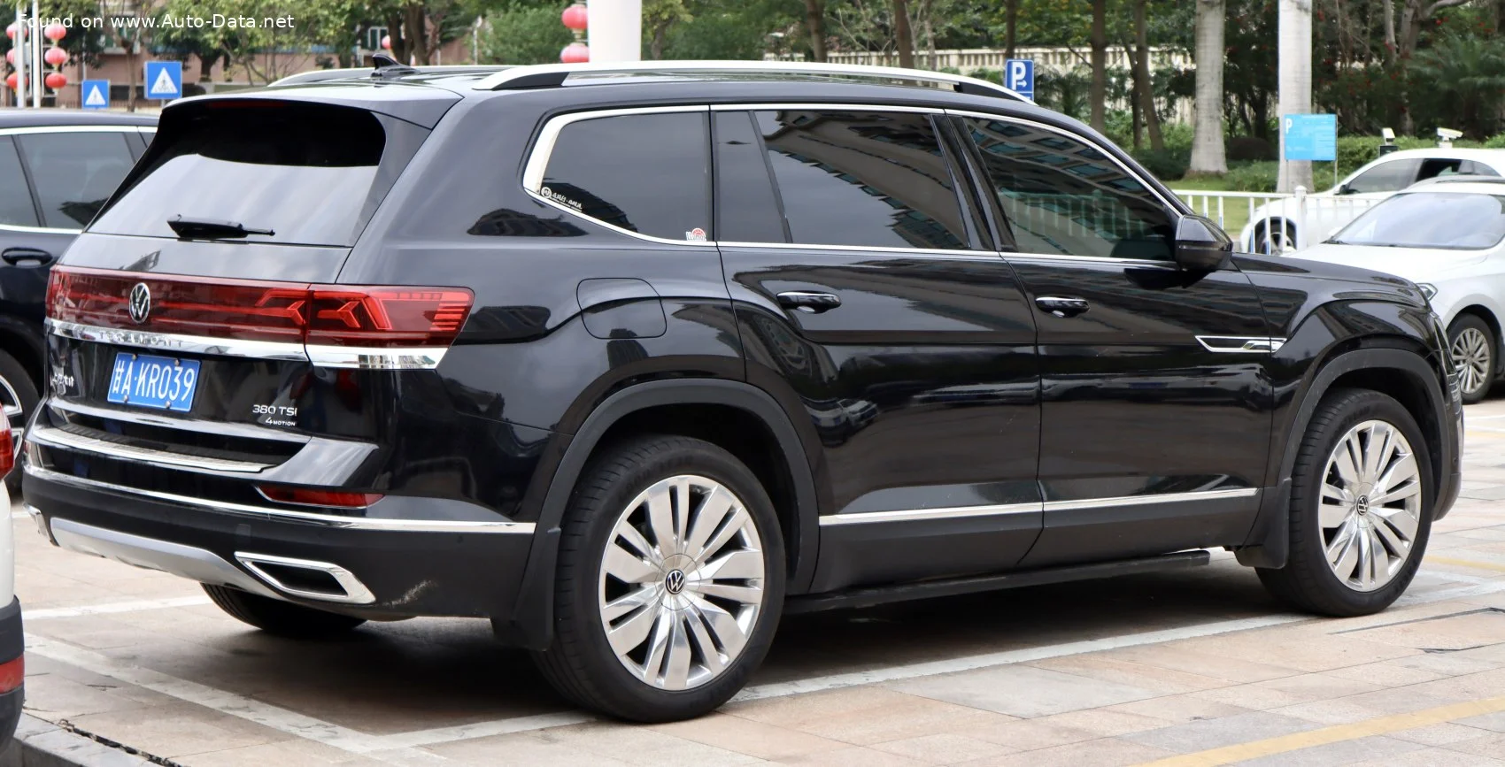 Volkswagen Teramont 330TSI (186 Hp) DSG2021 - thumbnail 2