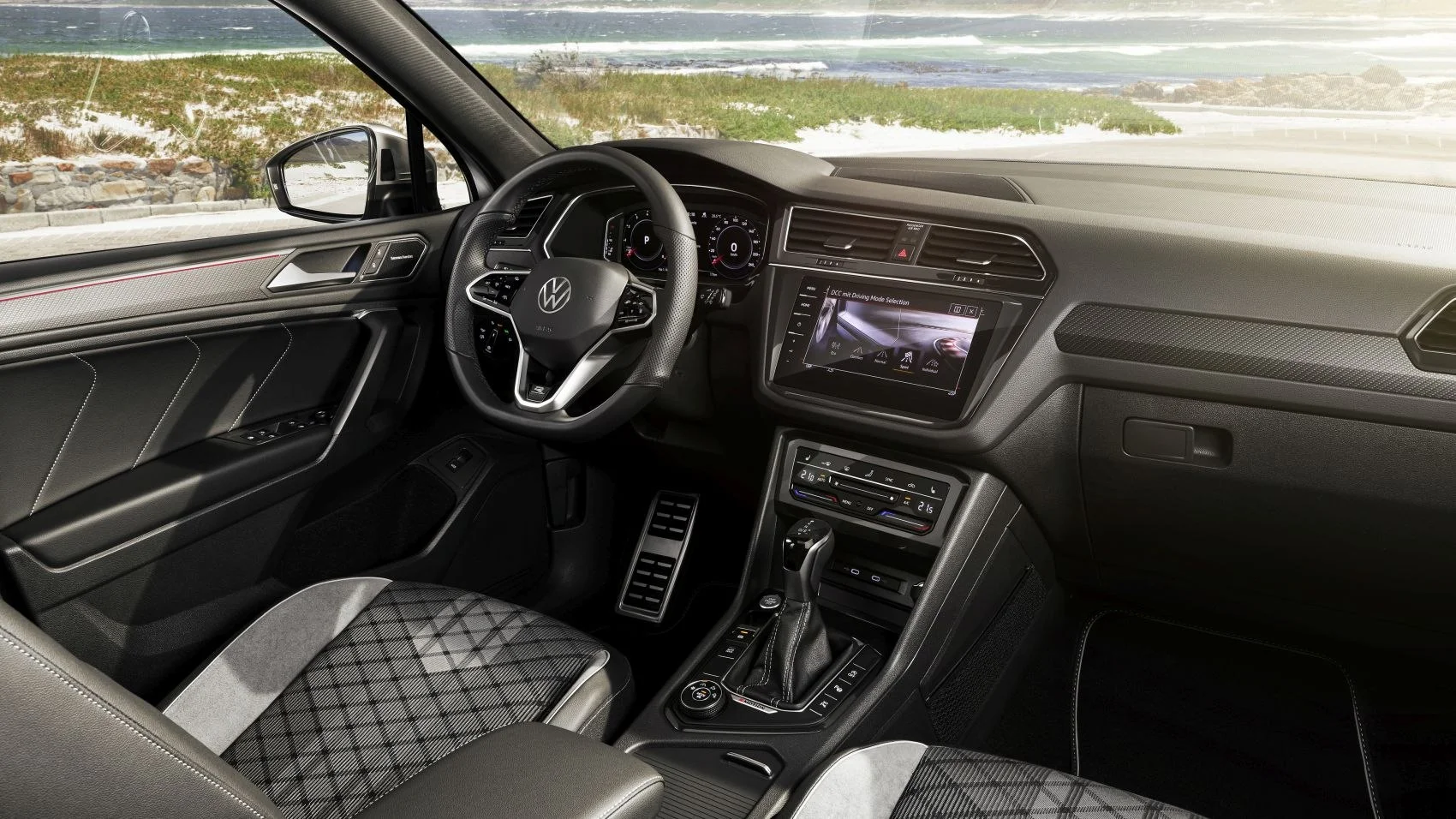 Volkswagen Tiguan 1.4 TSI (150 Hp) DSG2021 - 2024 thumbnail 11