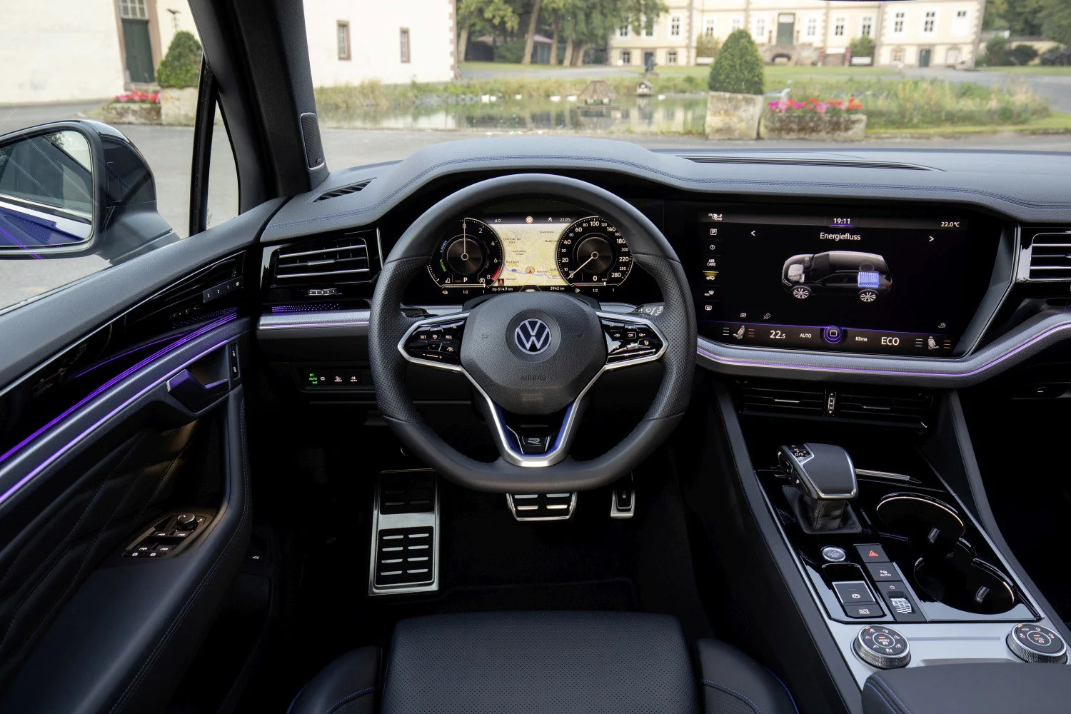 Volkswagen Touareg 2.0 TSI (249 Hp) 4MOTION Tiptronic2018 - 2023 thumbnail 15