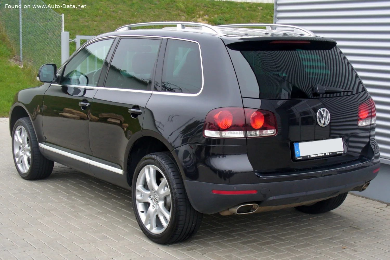 Volkswagen Touareg 2.5 TDI (174 Hp) 4MOTION2006 - 2010 thumbnail 2