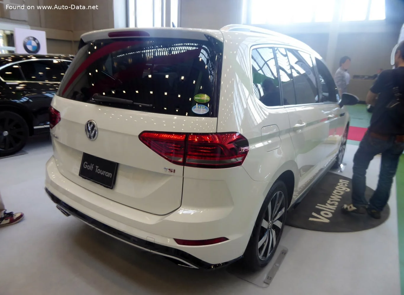 Volkswagen Touran 1.0 TSI (116 Hp)2019 - 2019 thumbnail 14