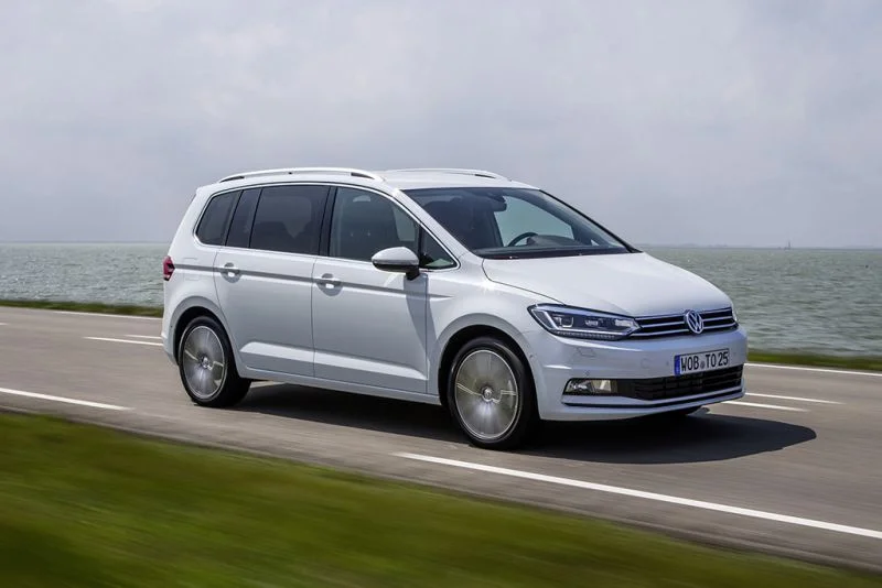 Volkswagen Touran 1.0 TSI (116 Hp)2019 - 2019 thumbnail 9