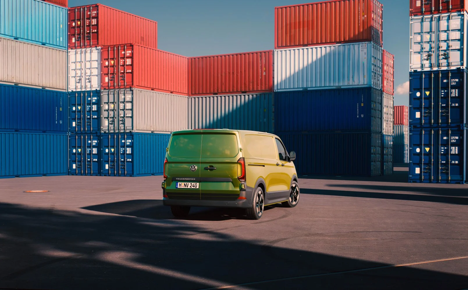 Volkswagen Transporter 2.0 TDI (110 Hp) L1H12024 - thumbnail 13