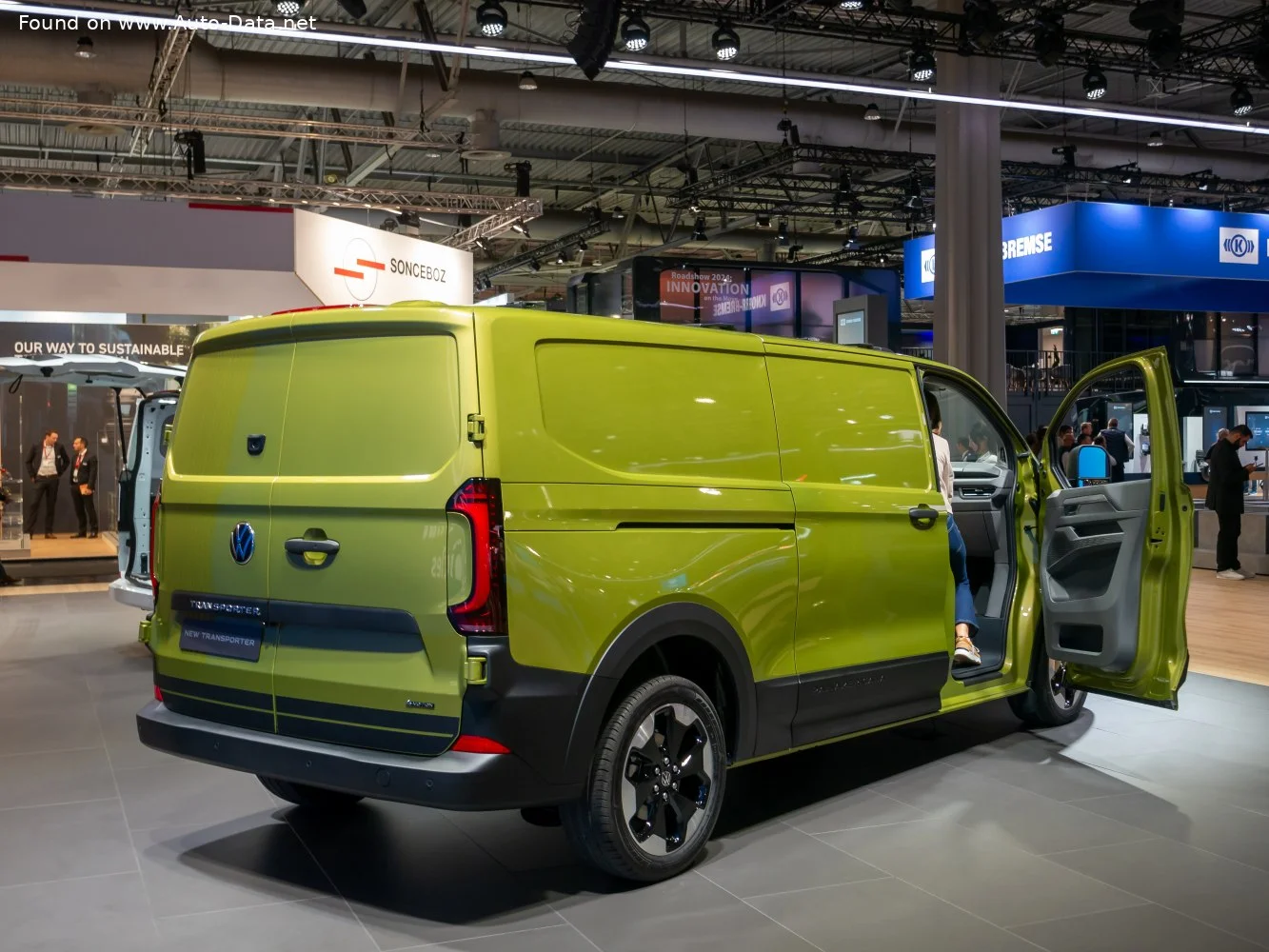 Volkswagen Transporter 2.0 TDI (110 Hp) L1H12024 - thumbnail 17