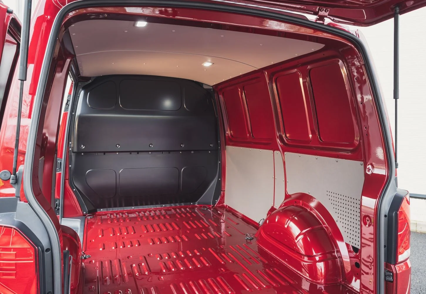 Volkswagen Transporter 2.0 TDI (110 Hp) L1H12019 - 2021 thumbnail 9