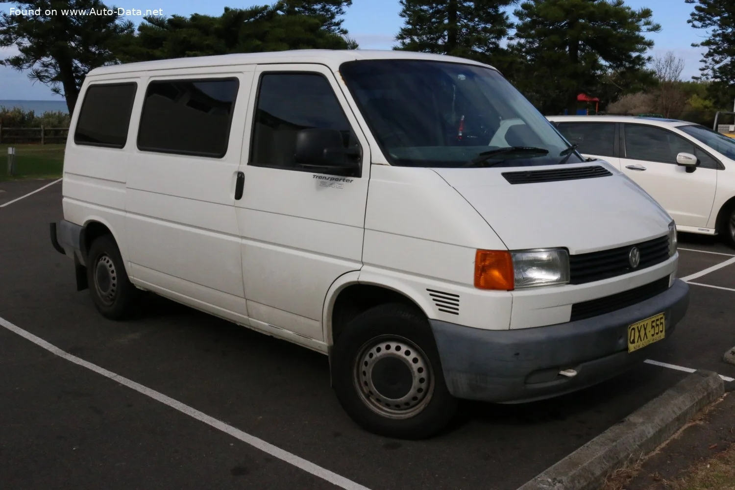Volkswagen Transporter 1.9 TD (68 Hp) L1H11996 - 2003 thumbnail 3