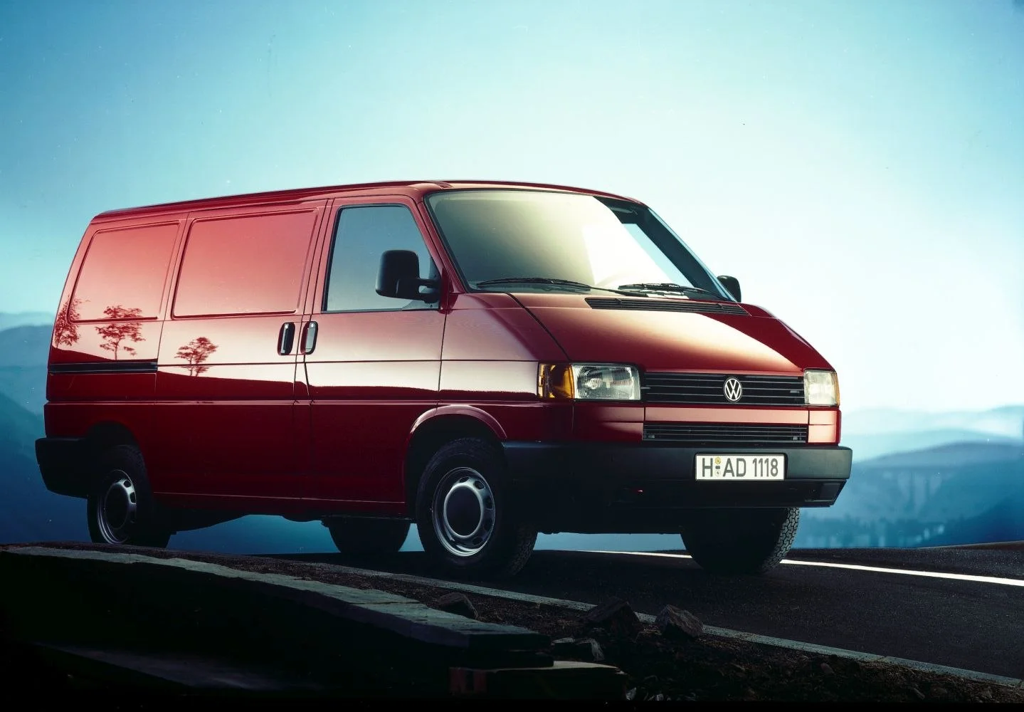 Volkswagen Transporter 1.8 (67 Hp) L1H11990 - 1992 - 1