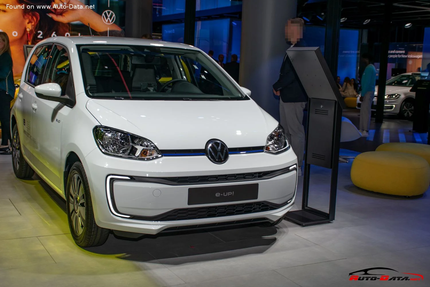 Volkswagen Up! 36.8 kWh (83 Hp)2019 - thumbnail 7
