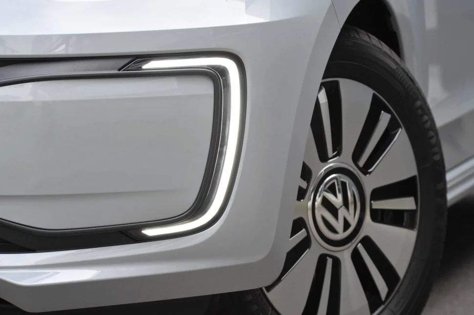 Volkswagen Up! 18.7 kWh (82 Hp)2016 - 2019 thumbnail 6