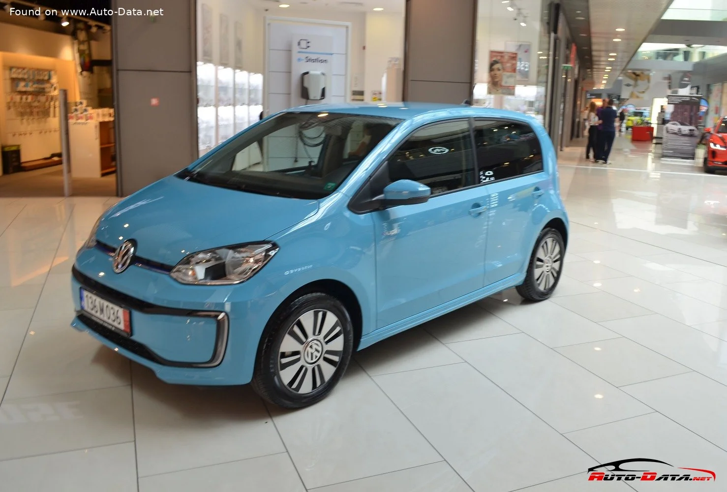 Volkswagen Up! 18.7 kWh (82 Hp)2016 - 2019 thumbnail 9