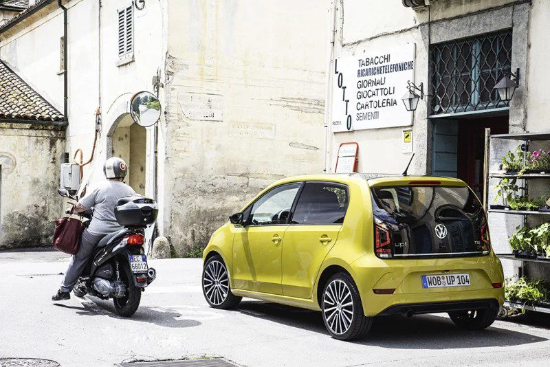 Volkswagen Up! 1.0 (60 Hp)2016 - 2018 thumbnail 12