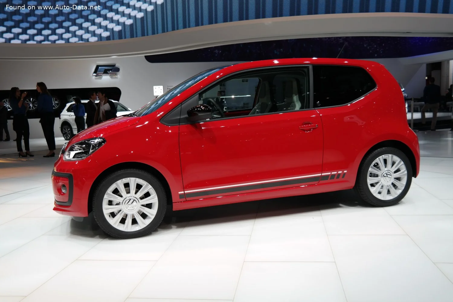 Volkswagen Up! 1.0 (60 Hp)2016 - 2018 thumbnail 16