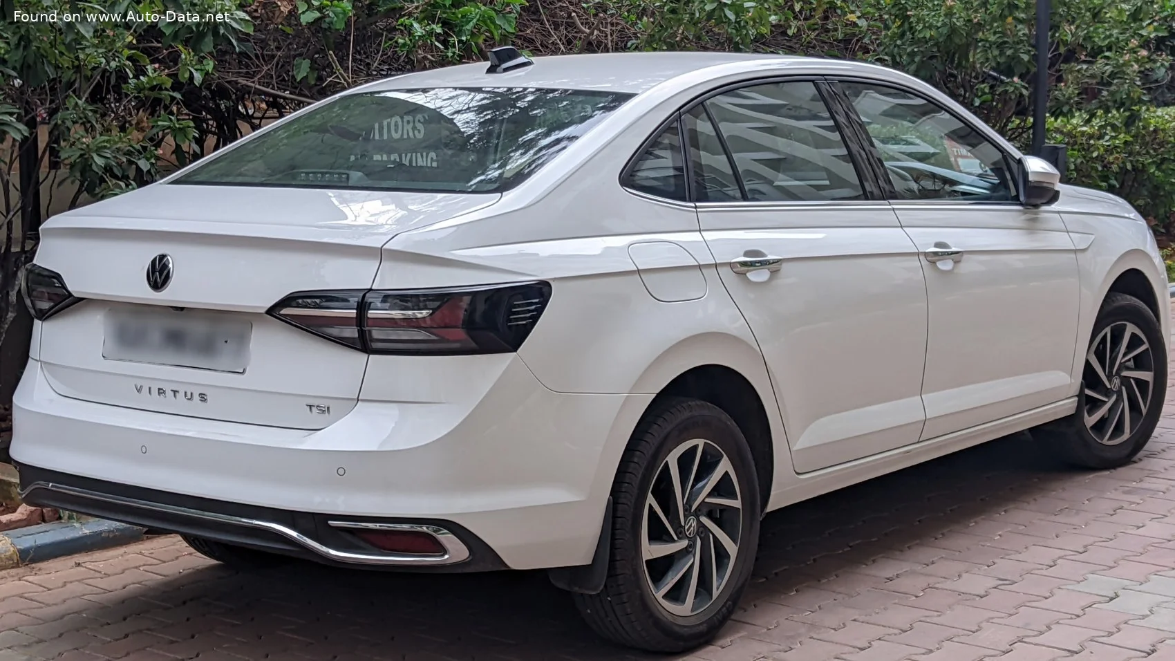 Volkswagen Virtus 1.0 TSI (109/116 Hp)2023 - thumbnail 2