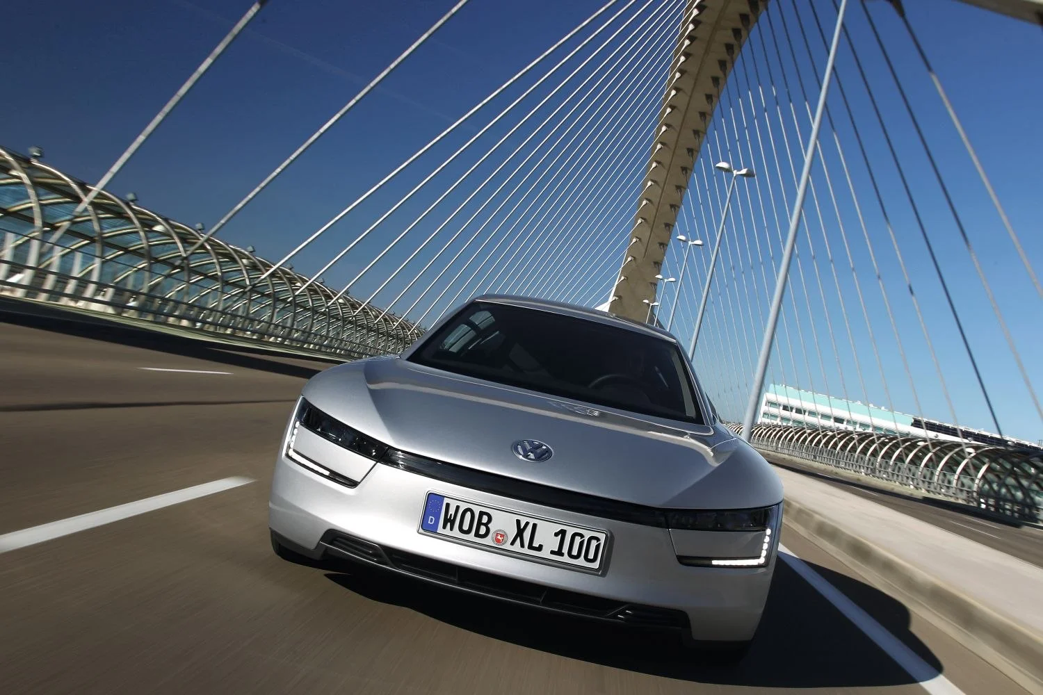 Volkswagen XL1 0.8 TDI (69 Hp) Plug-in Hybrid DSG2014 - 2016 thumbnail 2